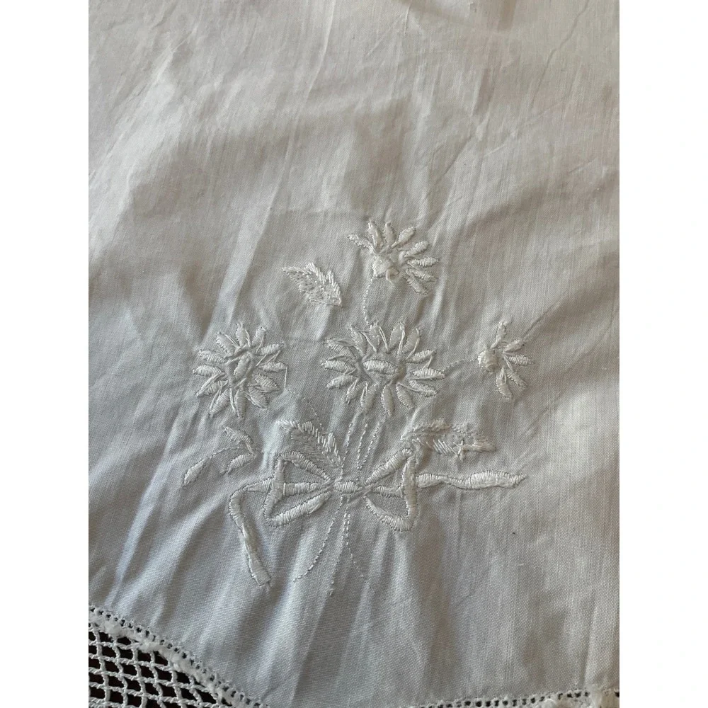 Vintage Tablecloth White Crochet Lace Scalloped Edges Cottagecore Grandma Core